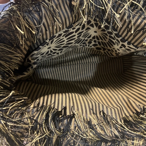 Gorgeous Bagolitas by Janice floral tapestry tote EUC - Picture 3 of 3